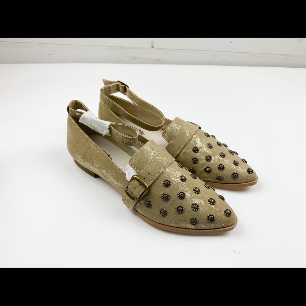 Joyfolie Harlow Flat in Gold size 7 NIB